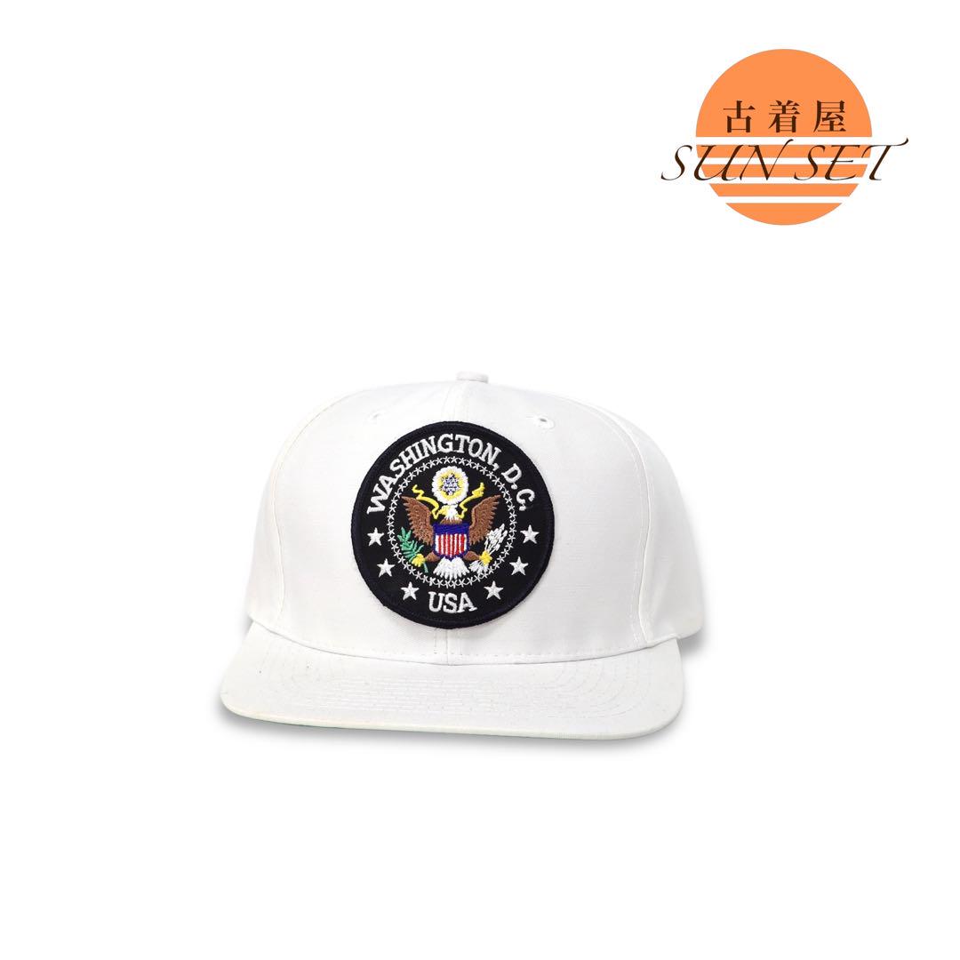 

[USED] 90s Washington D.C. Vintage Cap with Embroidered Patch, White