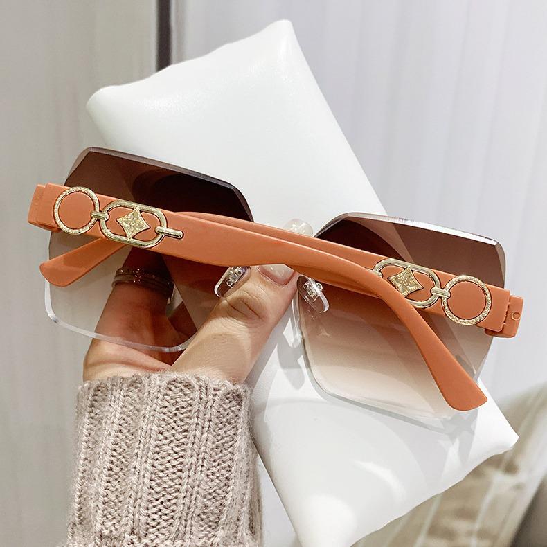 Trendy Unisex Retro Frameless Cut-Edge Sunglasses with Large UV Protective Lenses