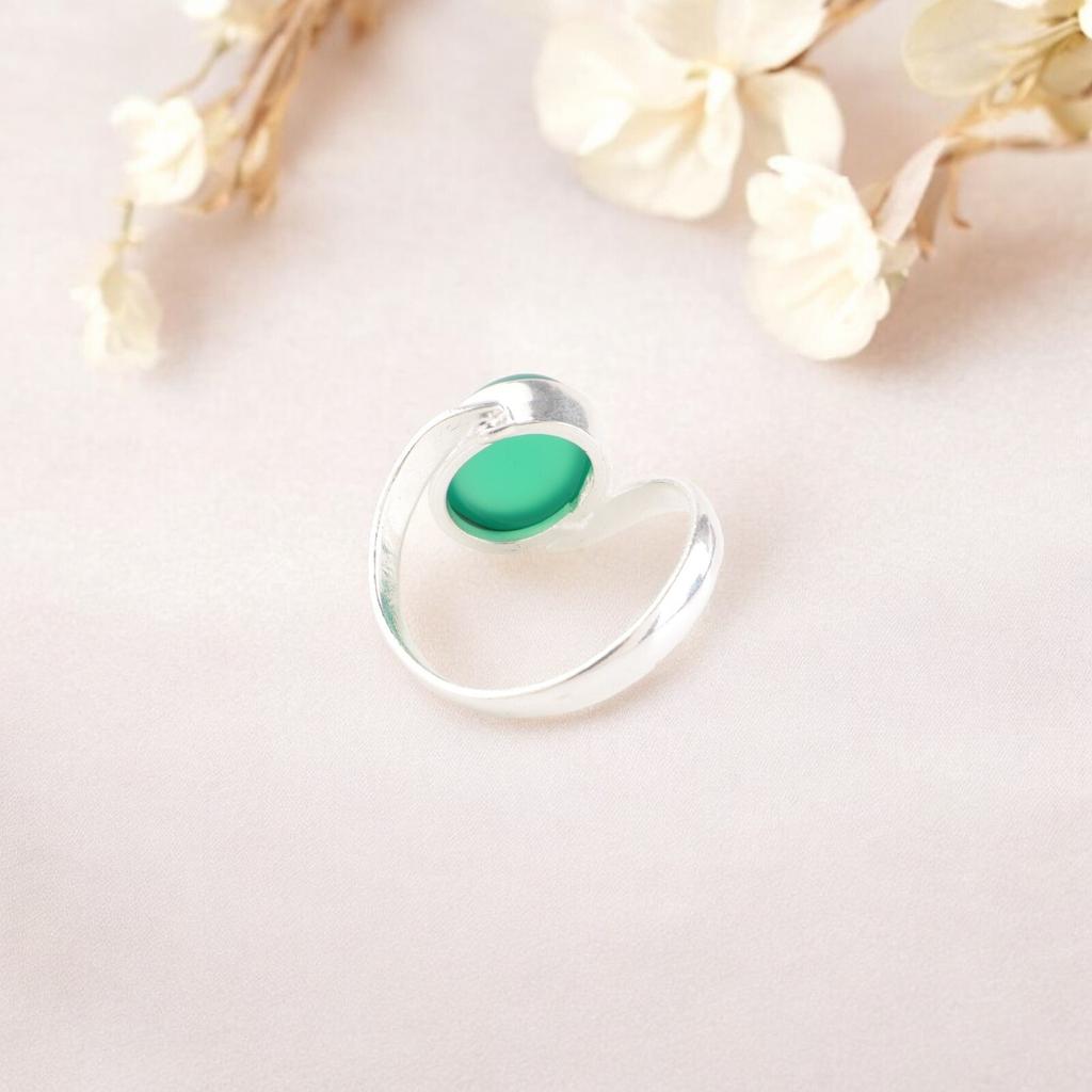 Rare Green Onyx Gemstone 925 Sterling Silver Jewelry Handcrafted Stylish Ring RR-53-36