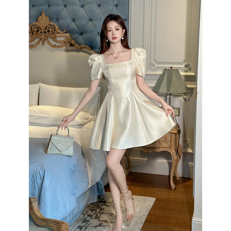 Apricot Short-sleeved Dress, New French Coffee Break In Summer, Small Man with Waist and Thin First Love Dress