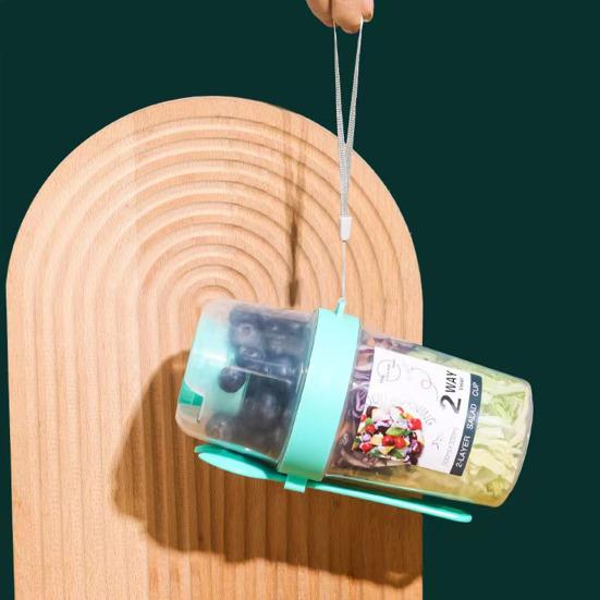 Salad Box Transparent Portable Separated Two Compartments Breakfast Cup Oatmeal Cereal Nut Yogurt Container with Fork School Lunch Box Food Storage