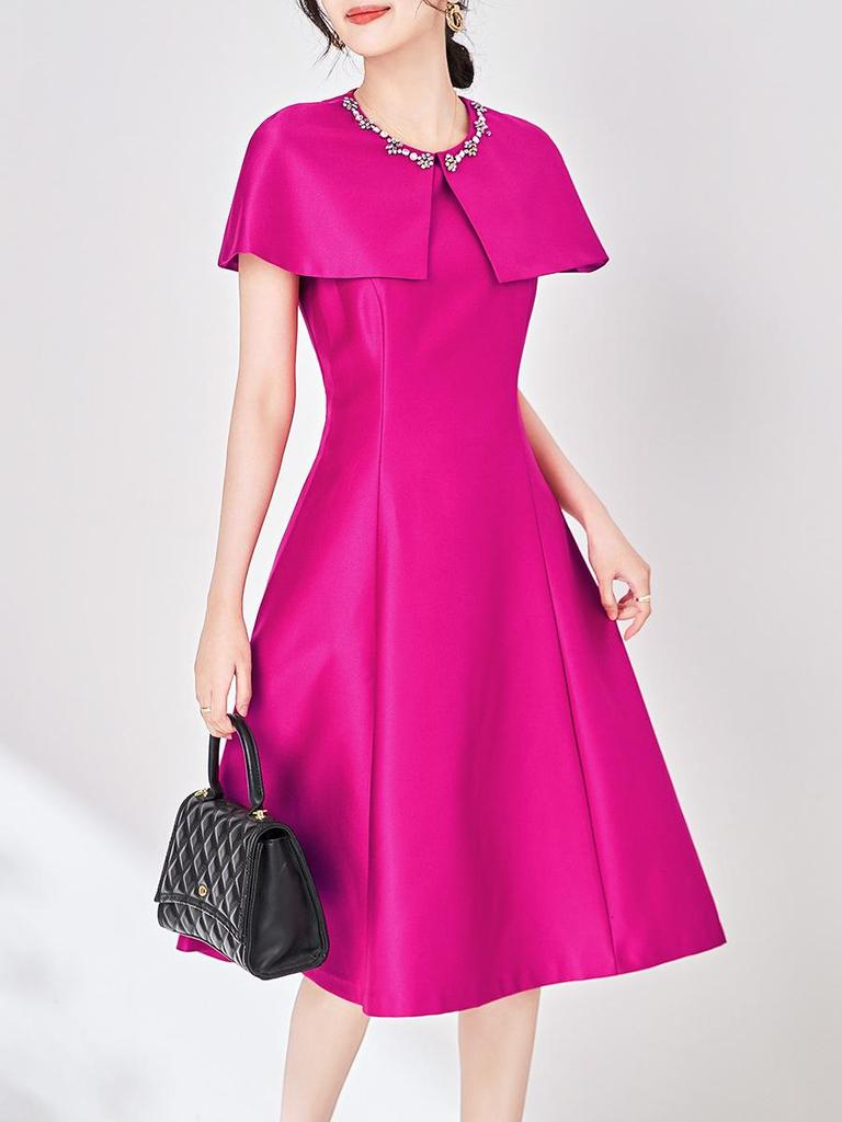 Elegant Sleeveless Cape Dress with Nail Diamond Detailing