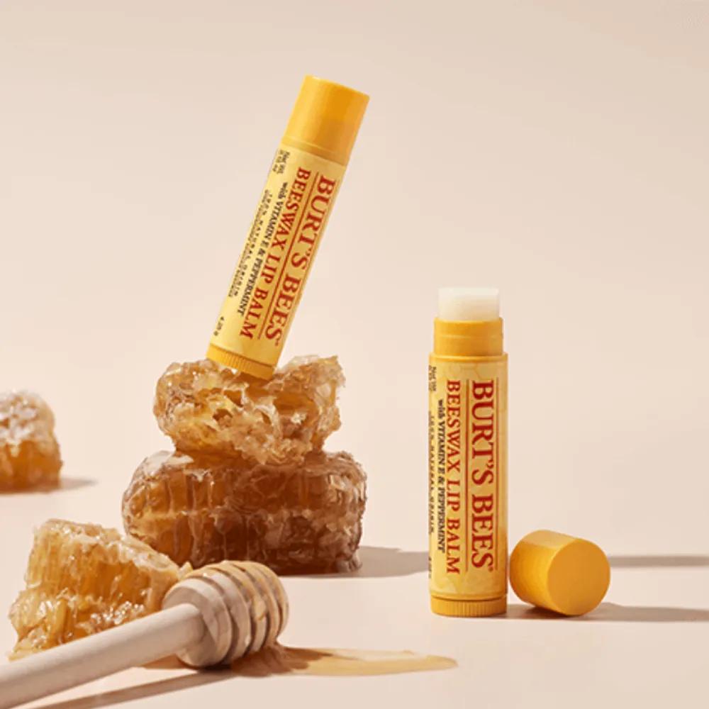 [Официальный магазин Burt s Bees] ЛУЧШИЕ средства для смены сезона: Увлажняющий бальзам для губ, набор бальзамов для губ, крем для рук и многое другое