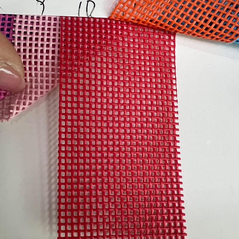 Spot 1x1 Textilene Mesh Beach Chair, Placemat & Pet Bag - PVC Checkered Fabric