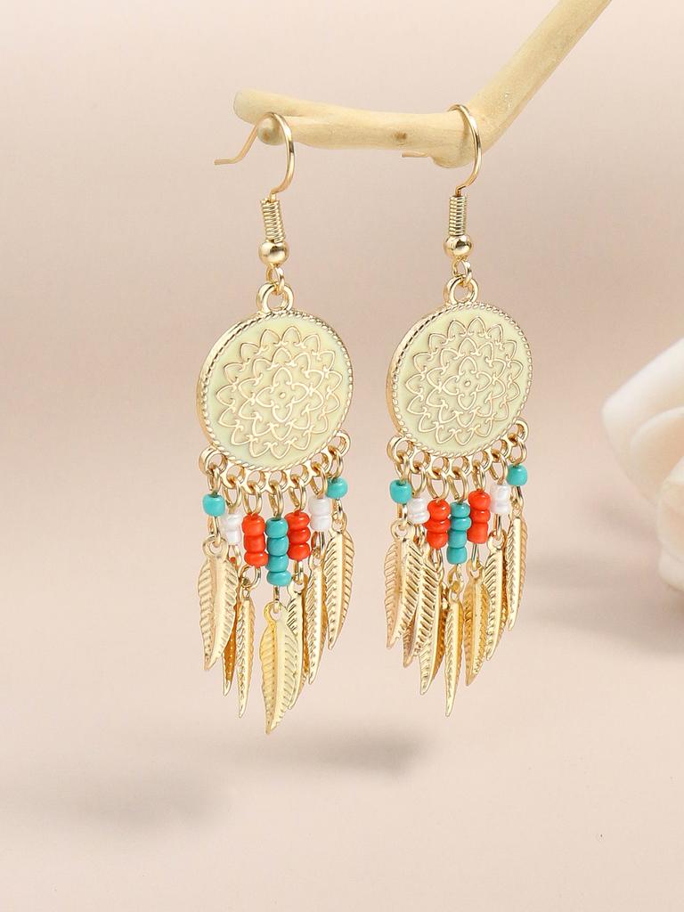 Trendy Minimalist Style Gold Color Scheme Feather Shaped Pendant Earrings Women's Temperament Fashion Gentleness And Versatility