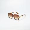 Female Sunglasses Large-sized Square Stylish Eyewear Retro Style Suitable for Outdoor Gatherings and Photography Props