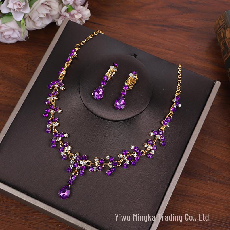 Elegant Bridal Jewelry Set: Crystal Earrings & Necklace for Weddings
