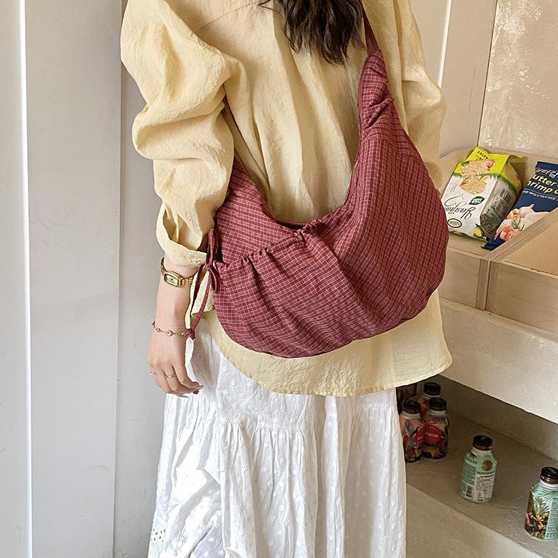 New Fashi Crossbody Bag Wrinkle Design Large Capacity Casual Shoulder Bag Lightweight Plaid Versatile Texture Hobo Bags