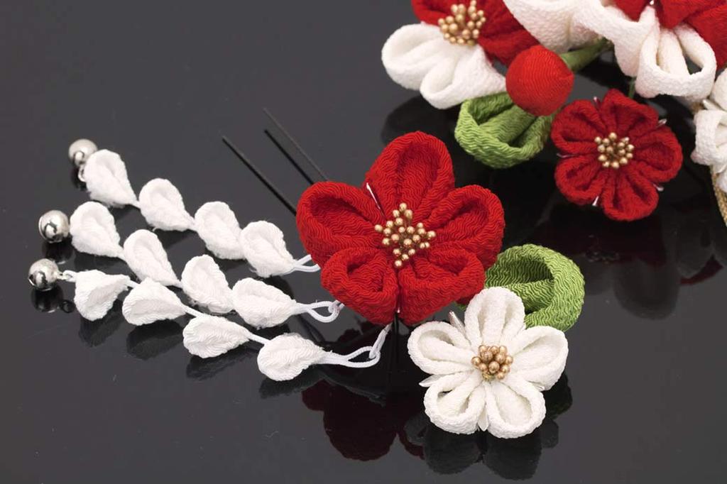 [SOUBIEN] (Soubien) Hair Ornament Set for Coming-of-Age Ceremony and Graduation: Tsumami-zaiku (traditional Japanese Fabric Flower Making) 2-piece