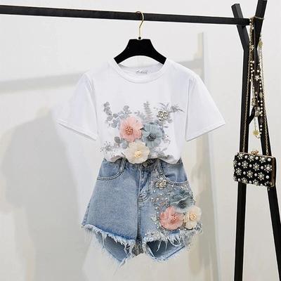 Moda Pamuklu Tişört Üstleri + Kısa Kot 2 Parça Setleri 2 Yaz kadın Kot Pantolon Kıyafetler 3D Çiçekler Boncuk Takım Elbise