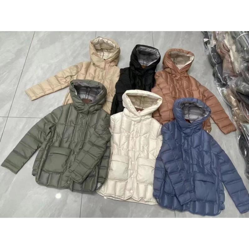 Womens Short Puffer Jacket With Hood Loose Fit Warm Duck Down Coat Winter Urban Casual Wear