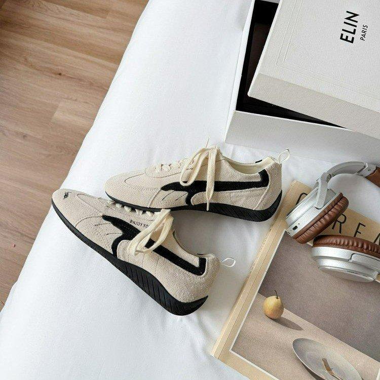 

[Фанфна] Ретро немецкие тренировочные кроссовки женские 2025 осень новая расцветка шнуровка гоночные спортивные повседневные кроссовки Форрест Гамп тренд 40 бежевый