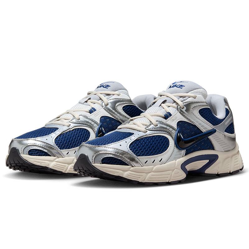 Nike Men's V5 RNR Casual Sport Shoes