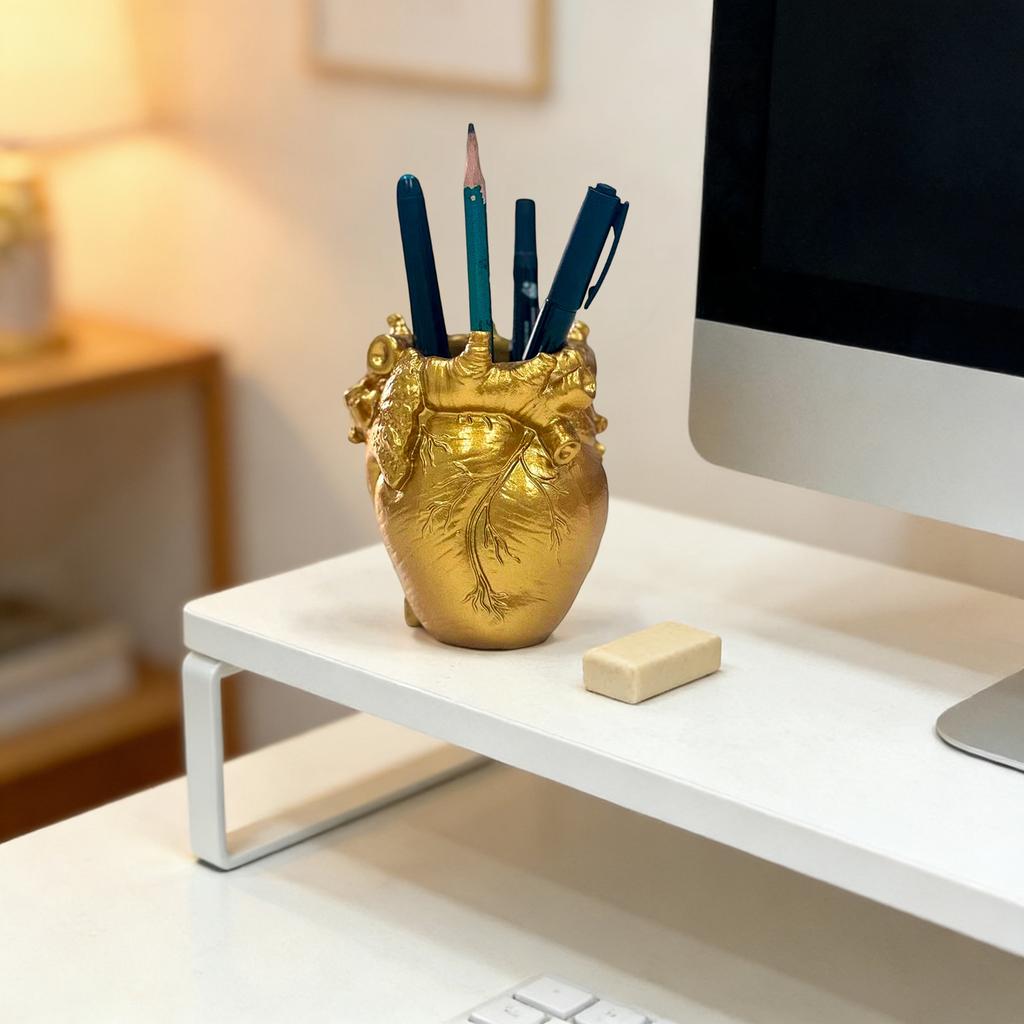 Miniatur herzförmiger Stifthalter, Harz-Dekoration zur Aufbewahrung auf dem Schreibtisch zu Hause, Make-up-Pinselhalter