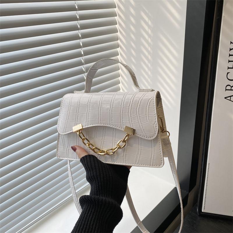 Fashion Solid Color Stone Texture Gold Chain Decor Women Shoulder Bag For Daily Casual Use