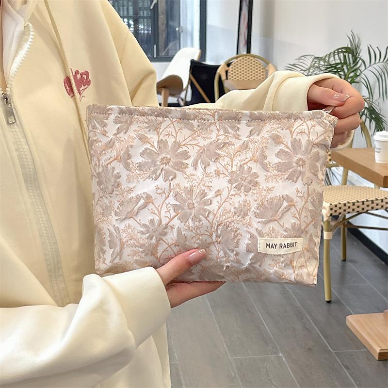 Simple Sweet Pink Flower Embroidered Clutch Cosmetic Bag Makeup Bag Square Canvas Zipper Bag Travel Portable Makeup Organizer