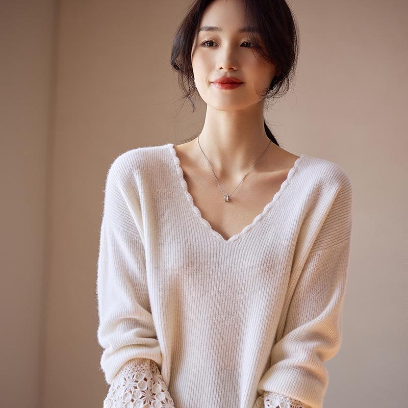 Early Autumn V-Neck Crochet Lace Wool Sweater – 100% Wool, Loose Fit, Long Sleeve for Women