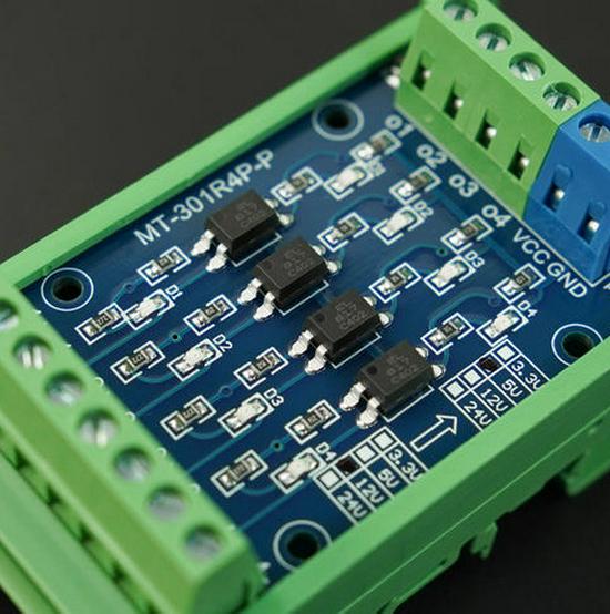 4-Channel Isolated Level Translator Module (12V to 5V)