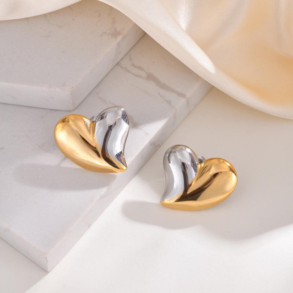 Minimalist Fashion Stainless Steel Heart Shape Stud Earrings For Women Gold Color Heart-Shaped Earring Fashion Jewelry Giftss
