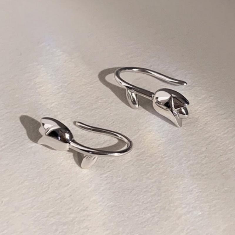 

Sweet Tulip Flowers Stud Earrings Silver Color Prevent Allergy for Women New Trendy Elegant Wedding Party Aesthetic Jewelry Gift