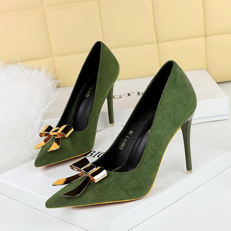 European American Style Banquet High Heels Thin Heels Shallow Mouth Pointed Toe Suede Bow Metal Buckle High Heels Single Shoes