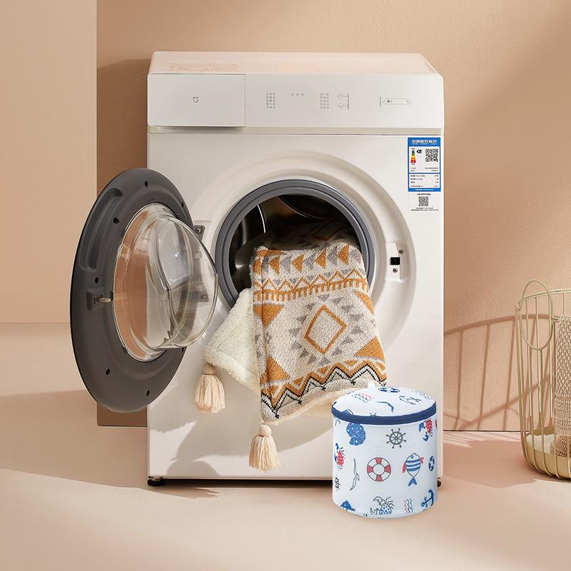 Extra Large Anti-Deformation Mesh Laundry Bag: Thick, Protective Drawstring Design for Washing Machines