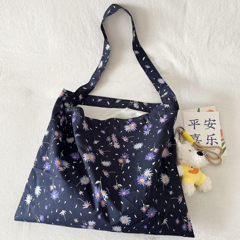 

Ins Wind Fresh Artistic Flower Bag Zhang Ruonan Same Cotton Purple Shoulder Messenger Women
