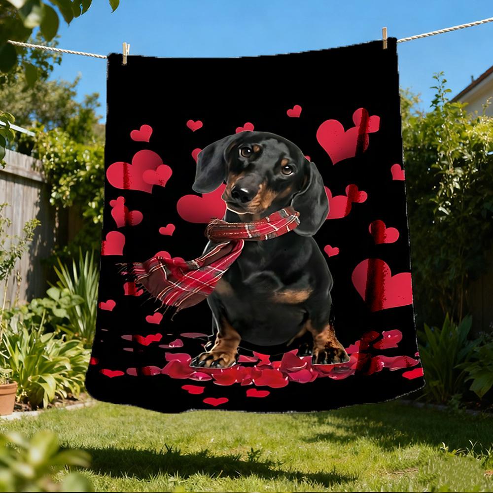 1pc Dachshund Heart Print Throw Blanket Polyester Fiber, Lightweight Flannel, Soft & Warm, All Season Use for Outdoor, Camping