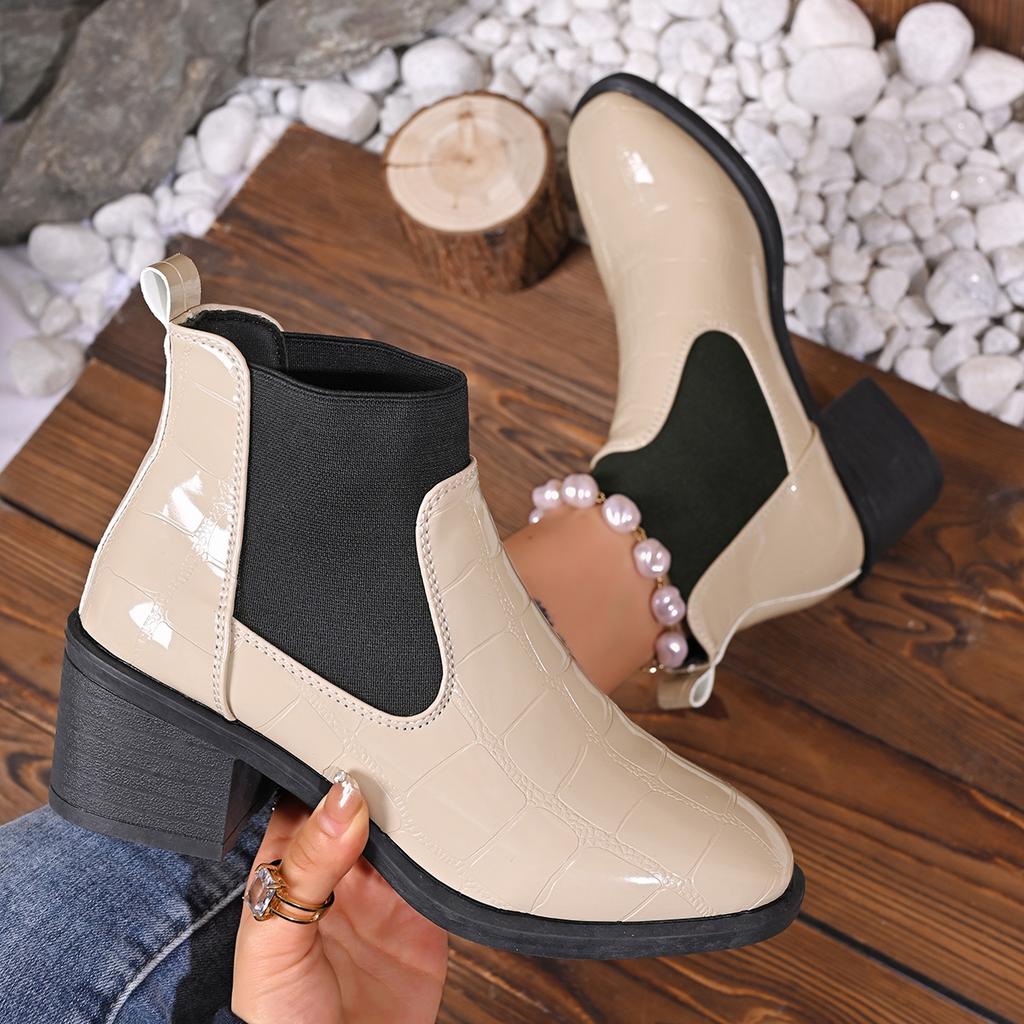 Autumn and winter new fashion round head elastic band thick bottom fashion versatile large size women's deep mouth fashion boots