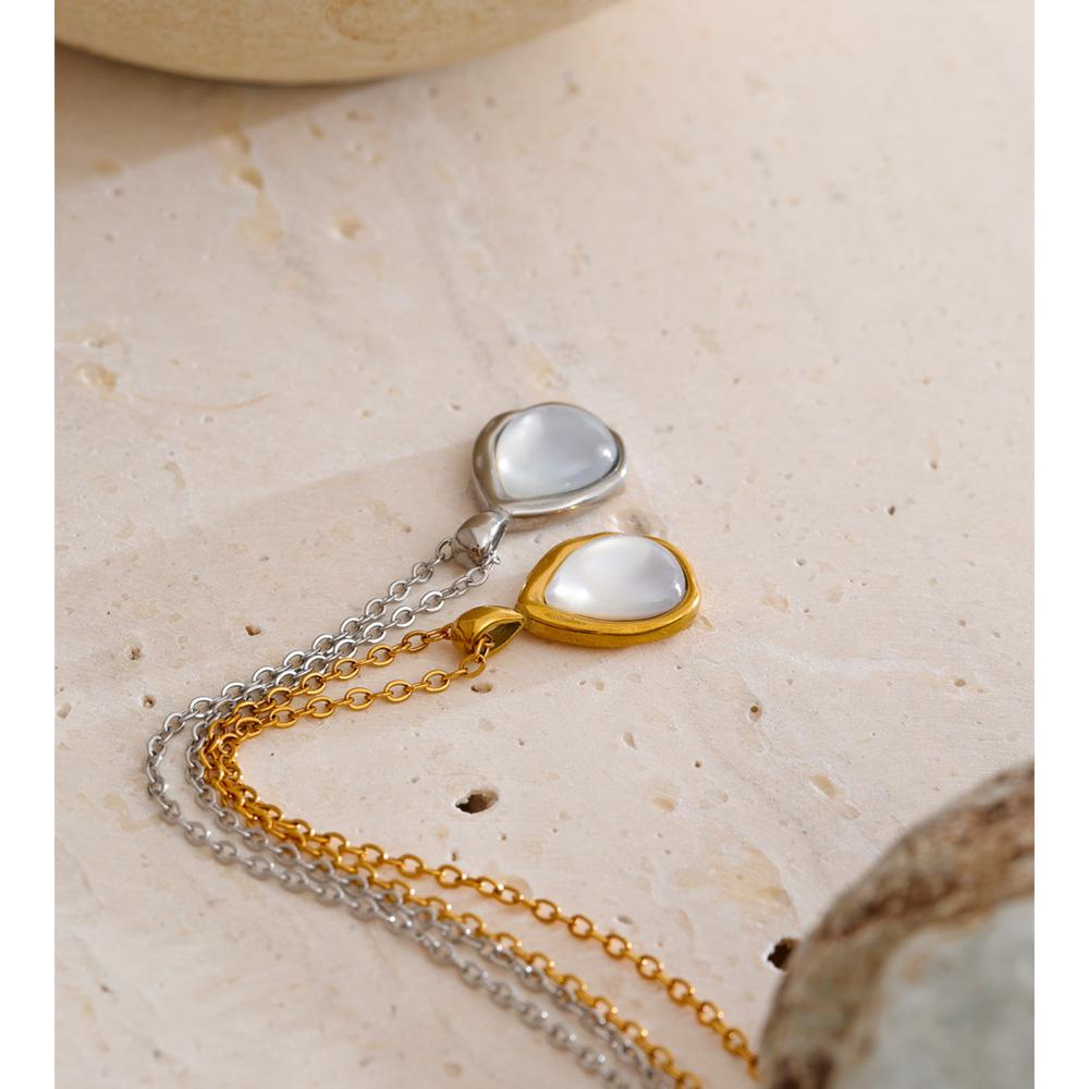 Eetit 2025 Shell Teardrop Pendant Necklace for Women Stainless Steel High Quality Popular Jewelry Accessories Gift