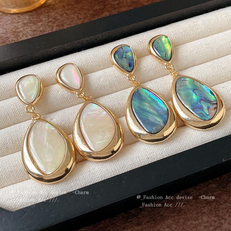 Elegante Damen-Tropfenohrringe: Silbernadel Perlmutt Oval Dangles