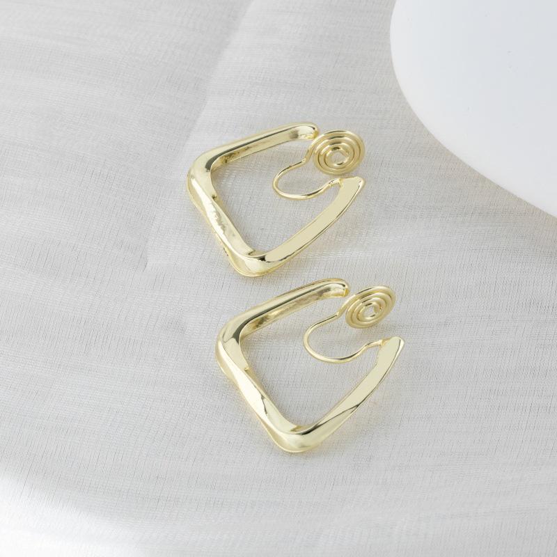 Orecchini Dolci da Fatina Stile Coreano Senza Foro: Design Versatile, Chic e di Alta Gamma per Zampironi.