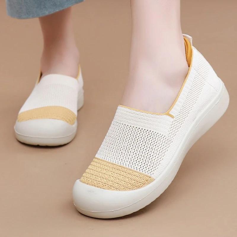 2025 Casual Soft Sole Lightweight Summer Breathable Mesh Versatile Casual and Comfortable One Foot Women's Shoes sneakers women