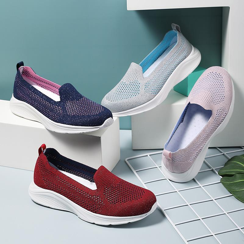 2025 one-pedal flat-soled mother shoes middle-aged and elderly non-slip soft-soled socks shoes women's outdoor casual walking shoes