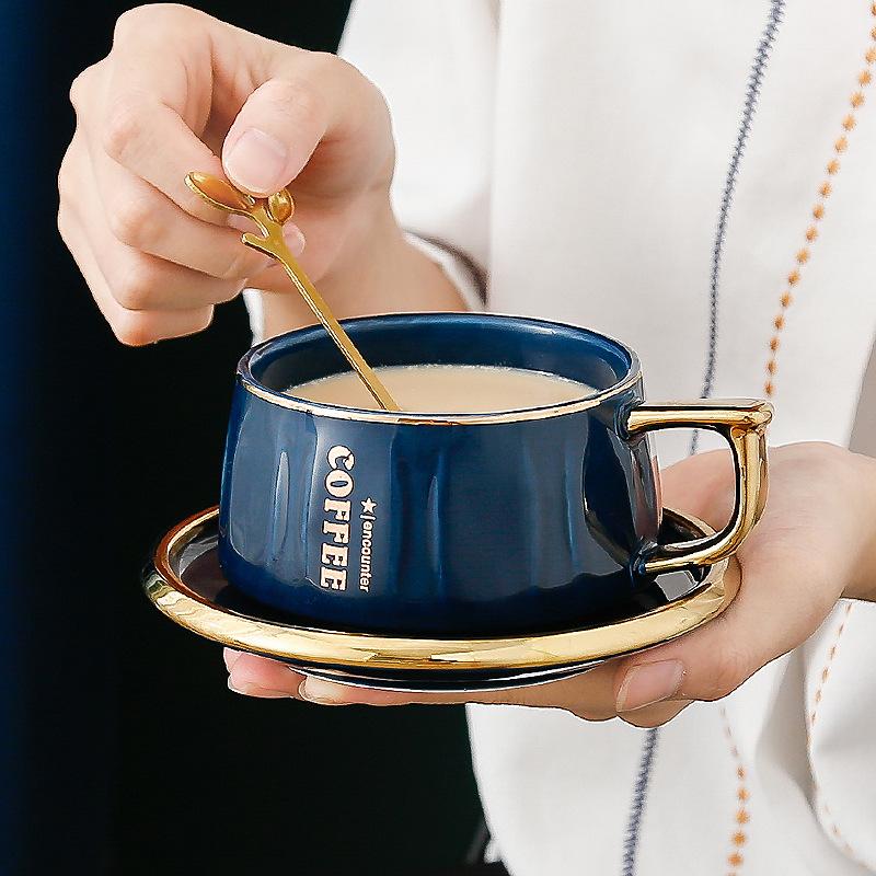 Keramik-Kaffeetassen-Set für Zuhause, Büro, Nachmittagstee mit Löffel für Paare, Männer und Frauen, Frühstückstasse