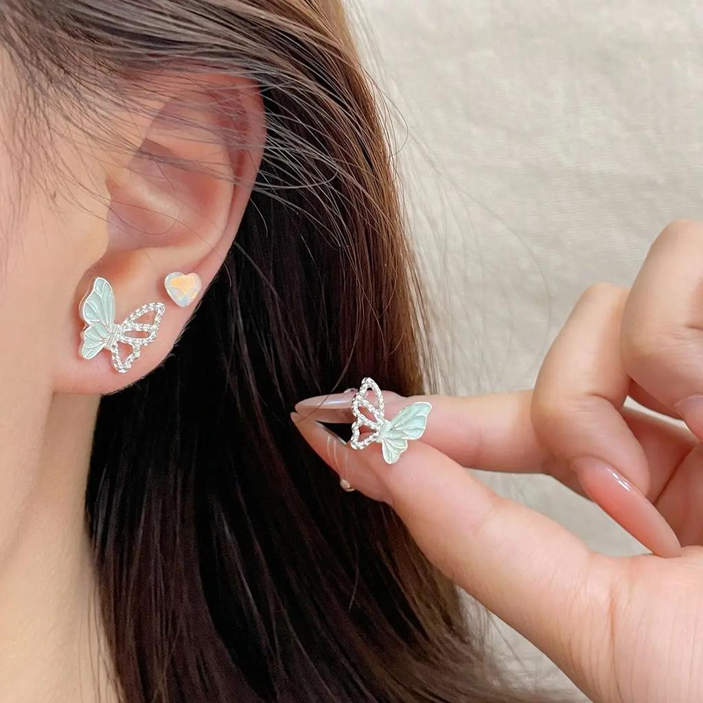 Sweet Glaze Hollow Butterfly Stud Earring for Women Exquisite Temperament Fashion Zircon Christmas Gift