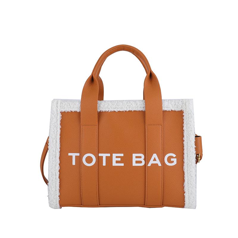 Trendy Gewatteerde Crossbody Tas met Letterprint voor Dames, Casual PU Leer Handtas met Pluche Rand white