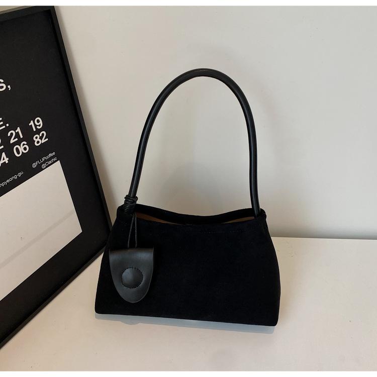 Premium matte niche design bento lunch box handbag women's 2025 new fashion versatile shoulder armpit bag