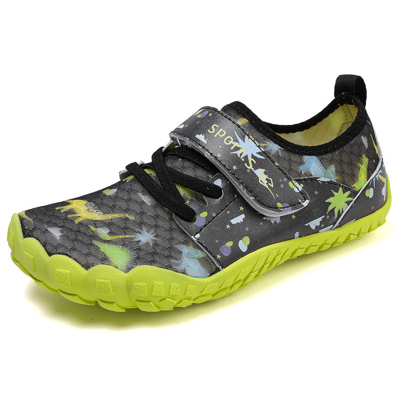 Childrens River Tracing Shoes Fashion Barefoot Anti Puncture Swimming Beach Crawling Water Shoes Kids Quick Drying Surfing Boots