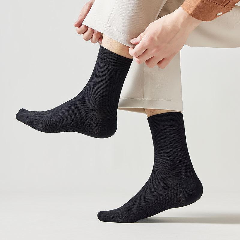 Geruchshemmende, antibakterielle und desodorierende schweißabsorbierende Herren-Mittelrohrsocken aus reiner Baumwolle für Sommer, Business-Casual-Sport-Socken, Frühlings- und Herbststile