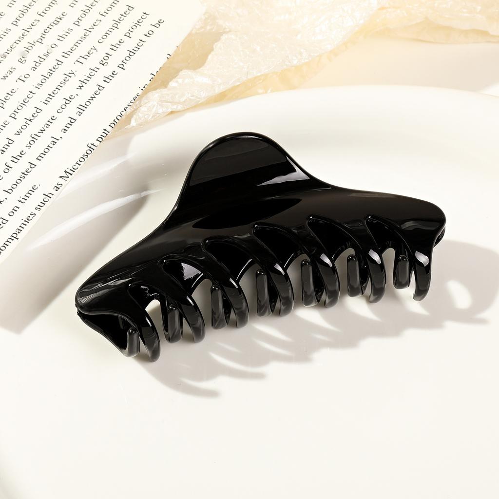 Retro Korean Acetate Hair Claw Large Crab Hair Clips Shark Clip Simple Hairpin Ponytail Hair Accessories Woman Girls