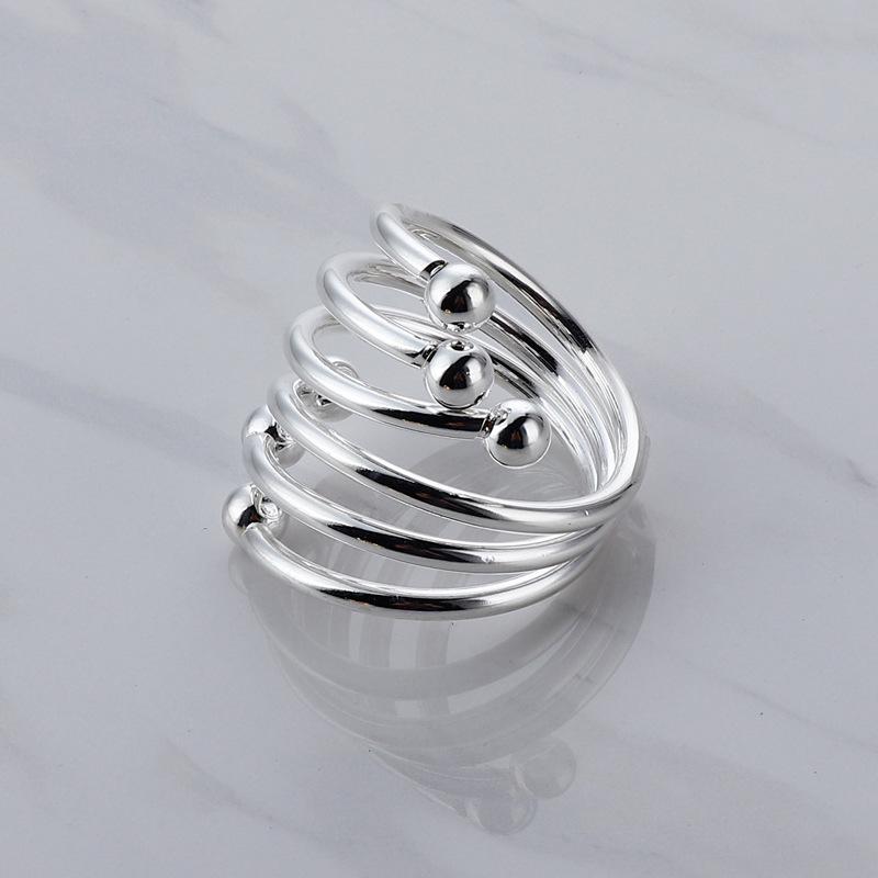 Elegant Metal Napkin Ring for Table Setting Décor