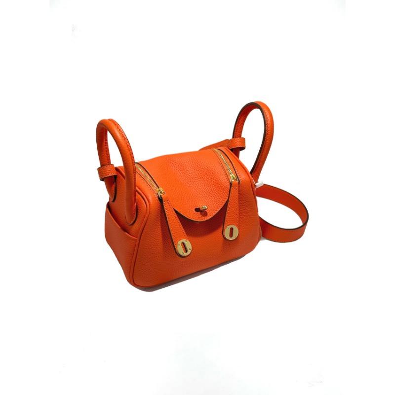 New spring and summer casual fashion messenger bag women's hand leather women's bag shoulder medicine bag