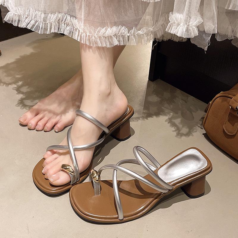 Set of Toe Slippers Women's Outer Wear 2025 Summer New Fashion Foreign Trade Small Thick Heel Non-slip Retro Cool Slippers