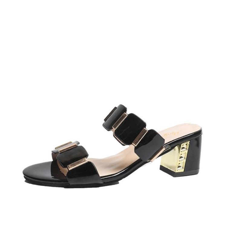 New Style Flip-flops, Versatile High Heels, Thick Heels, Plain Design Women's Slippers, Large Size Shoes