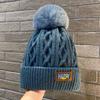 Cappelli di lana con lettera invernale Cappelli di protezione per le orecchie con berretto lavorato a maglia caldo moda femminile coreana