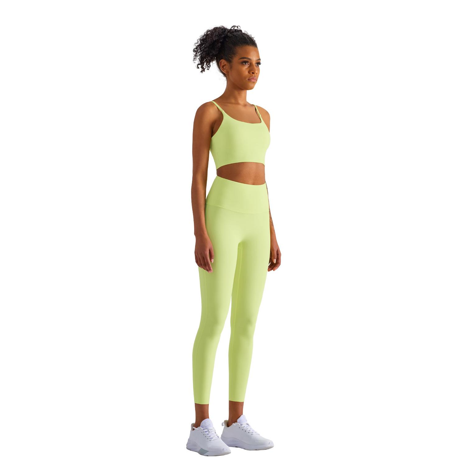 Женский летний удобный бюстгальтер-майка для йоги с U-образным вырезом из лайкры — фото 3