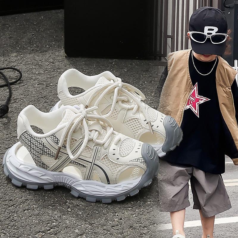 Nuovi Sandali Chiusi Estivi per Bambini - Scarpe Sportive Traspiranti in Rete Traforata per Ragazzi con Suola Morbida e Stile Chunky Dad Shoe