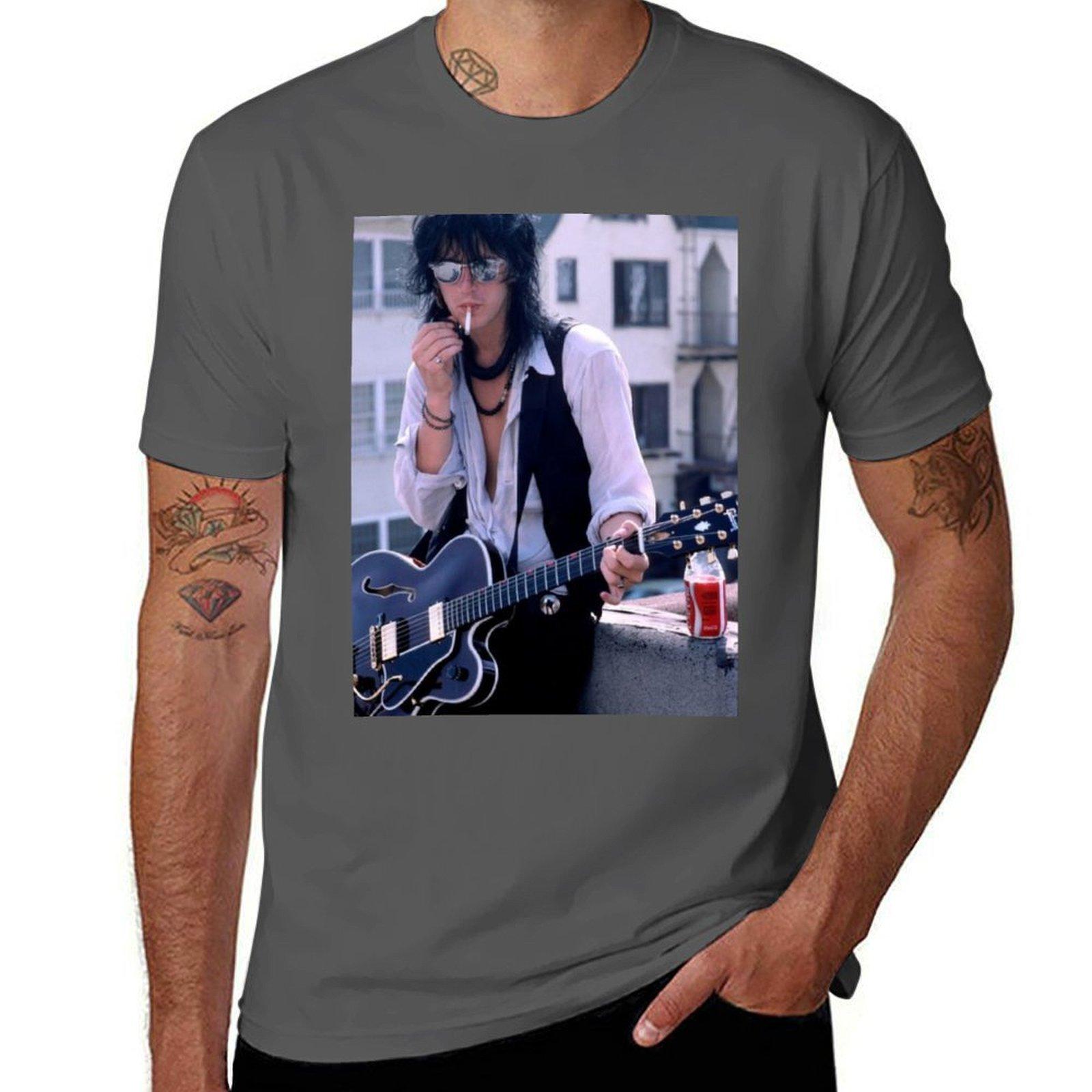 

Izzy Stradlin 6 T-Shirt man t shirts graphic cotton t shirts man 100% T-Shirt 4XL