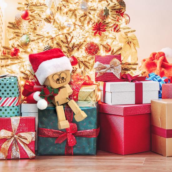 1 Set Christmas Shaking Wooden Man Wood Block Man Figurine with Shaking Legs 12 Magnetic Expressions Handmade Funny Santa Figurine